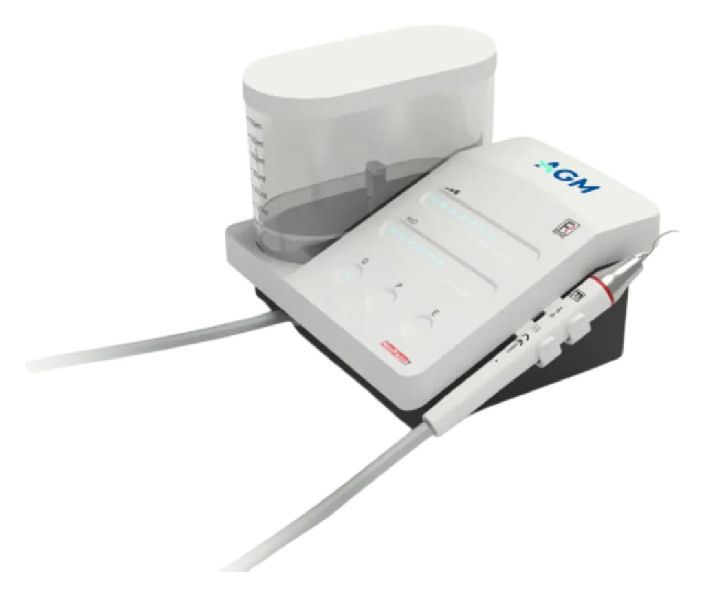 Equipo de profilaxis AGM Max Piezo 7+ con depósito de agua
